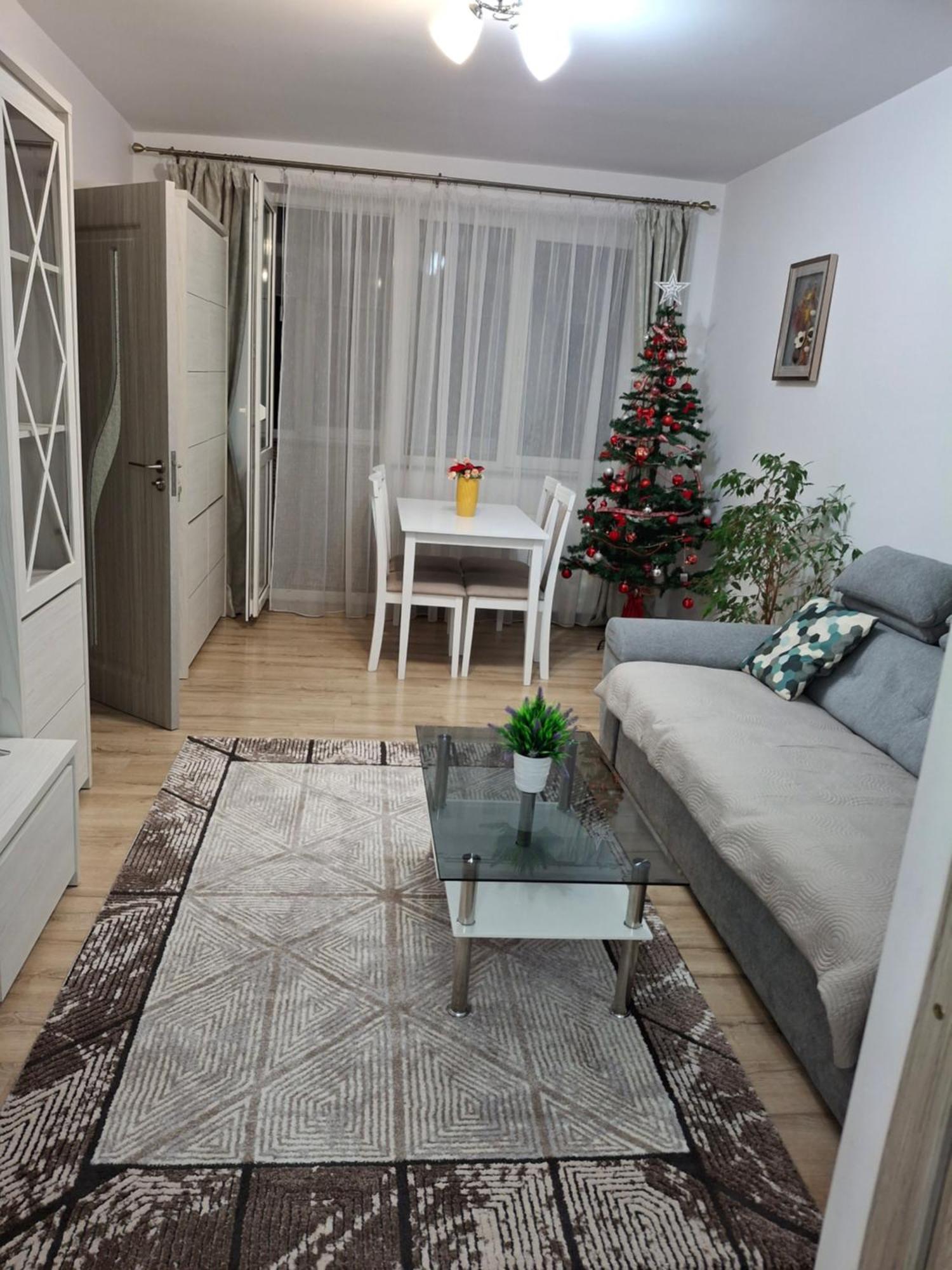 Apartament Ultra Central Marly Gura Humorului Exterior foto