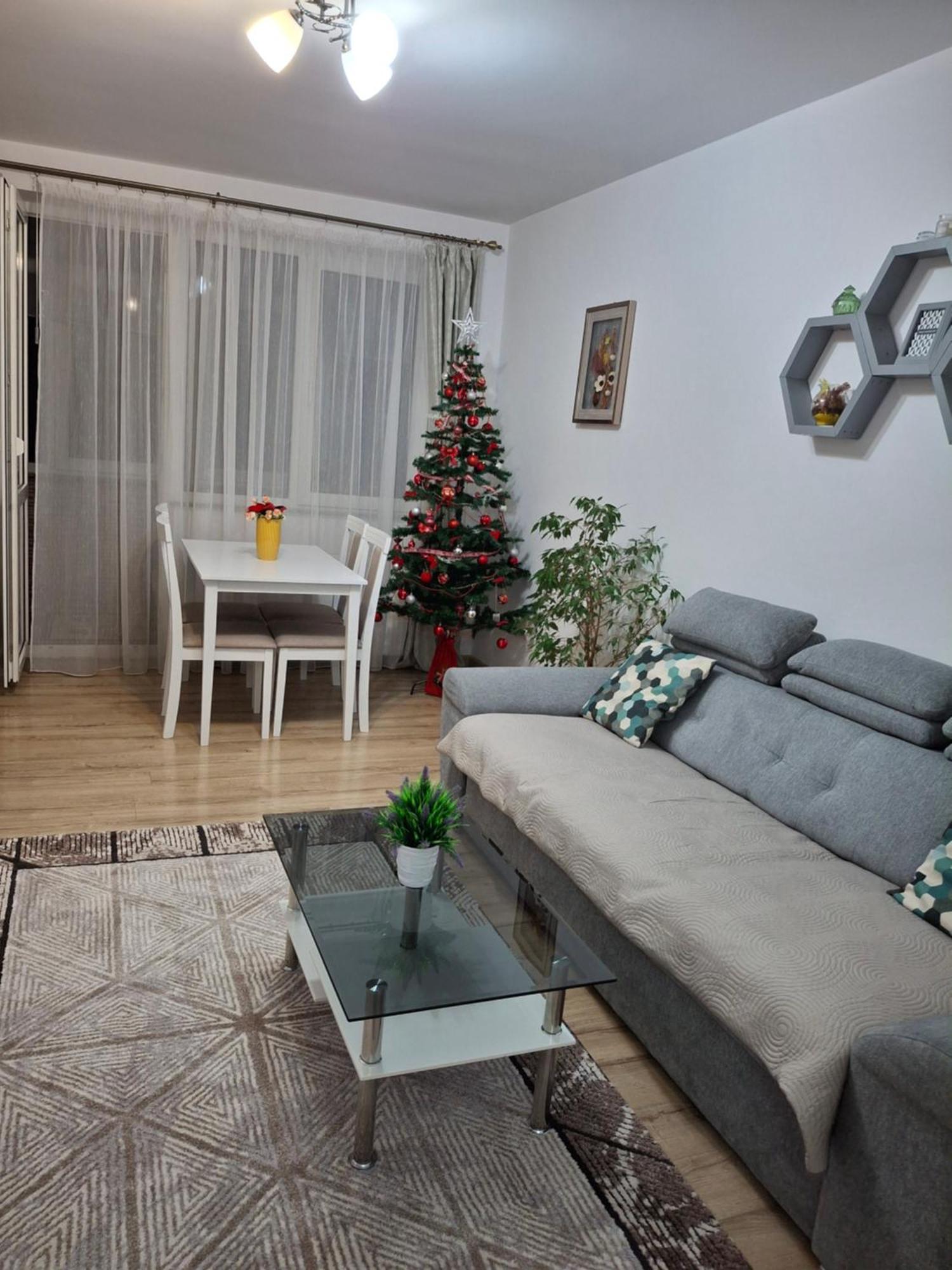 Apartament Ultra Central Marly Gura Humorului Exterior foto